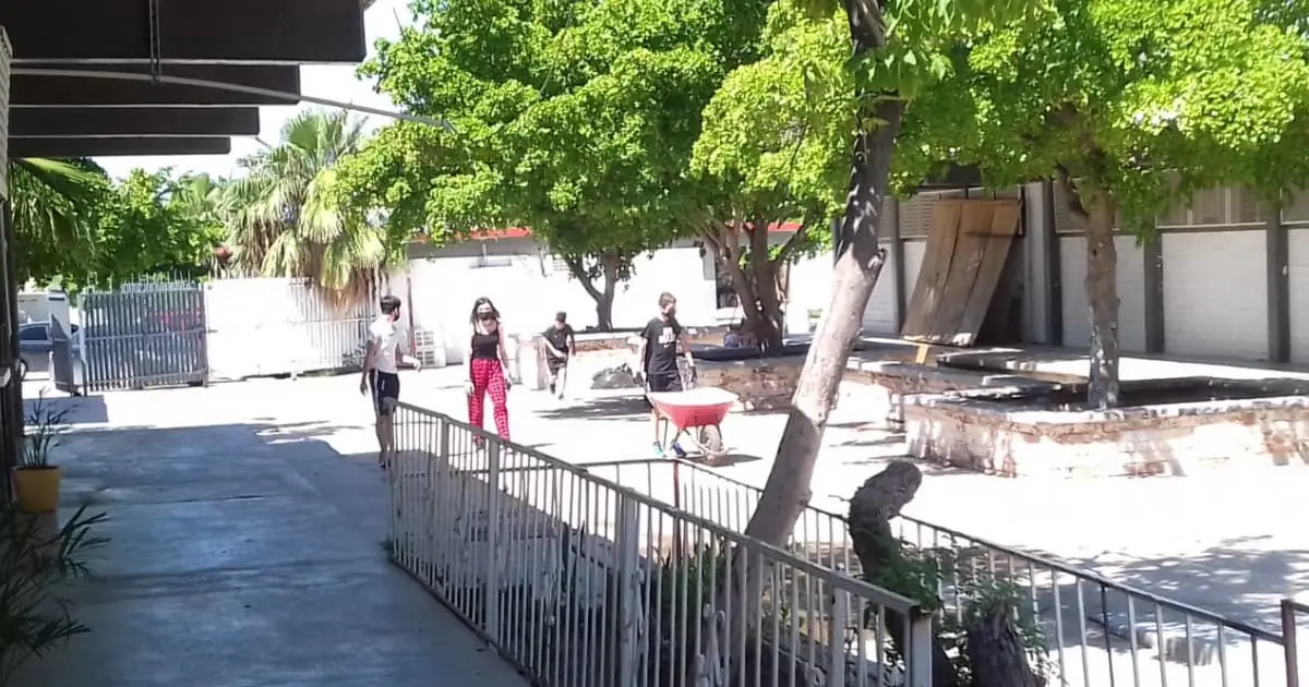 Padres se unen para rescatar la secundaria No. 2 Cajeme