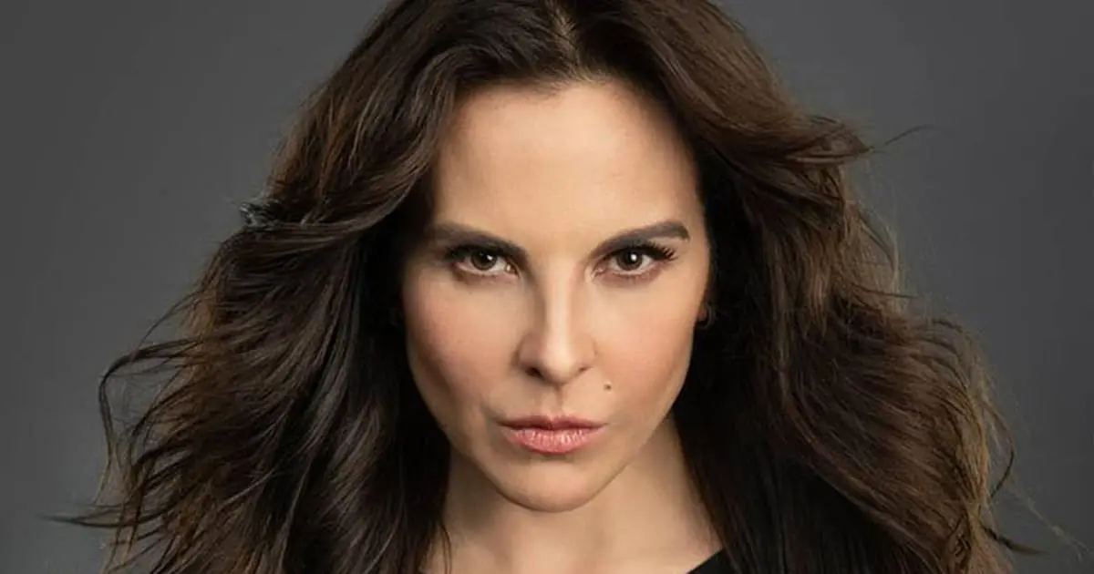 Kate del Castillo asombra con look en redes sociales