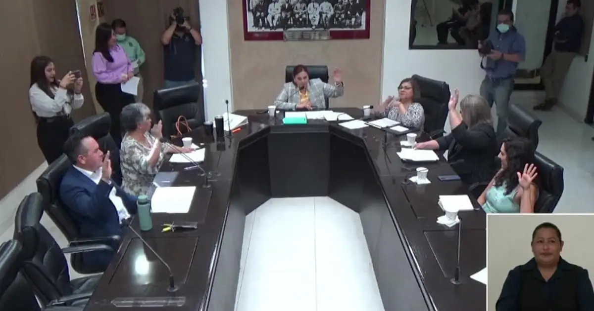 Aprueba Sonora eliminación del uso obligatorio de la falda