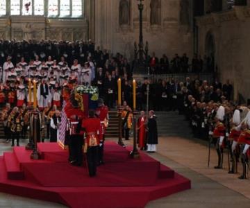 Cancelan vuelos por funeral de la Reina Isabel II