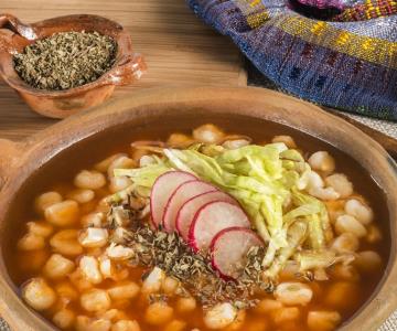 Recomienda IMSS forma de comer pozole saludablemente