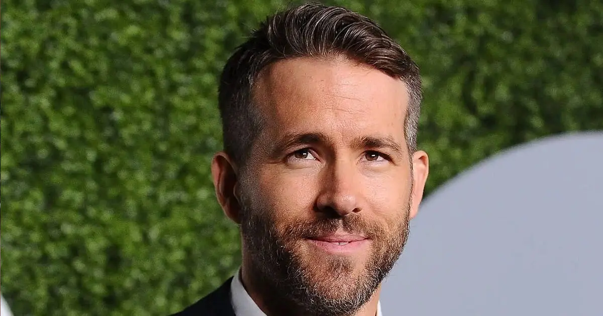 Ryan Reynolds enfrenta lucha contra el cáncer de colon