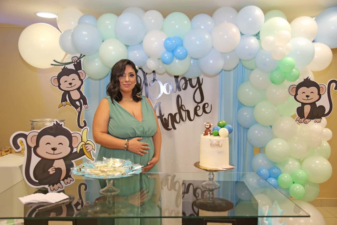 Karen Aimee recibe hermoso Baby Shower