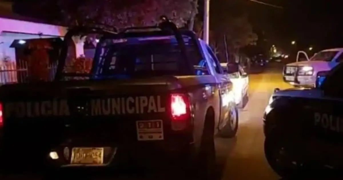 Amenaza a su hermana con matarla; arrestan a joven en Villas del Real