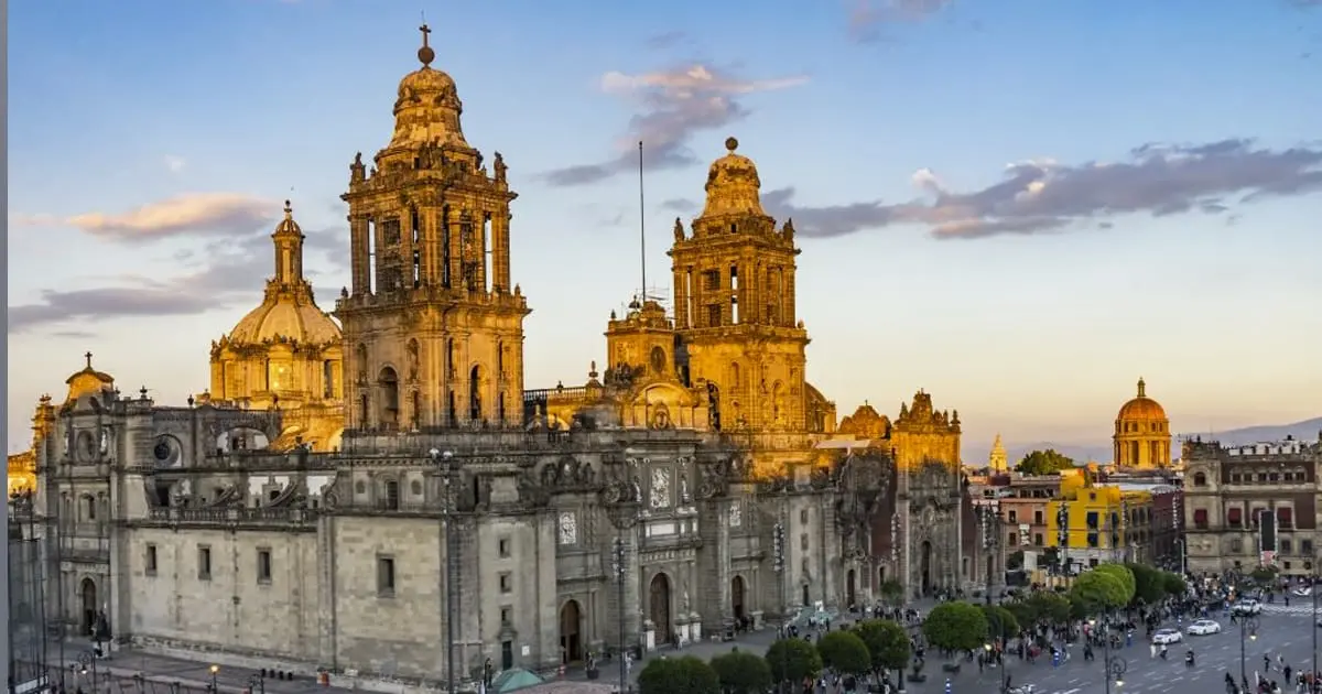 La Catedral Metropolitana cierra puertas por sismo