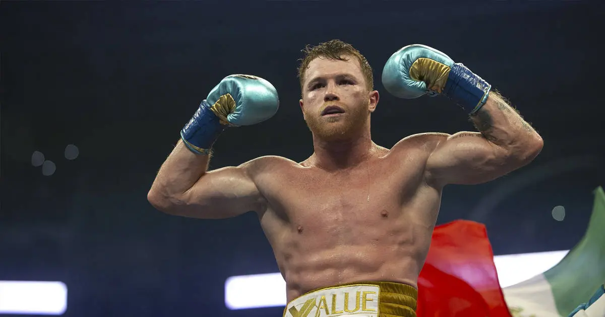 ¿Comienza el descenso de la carrera del Canelo?