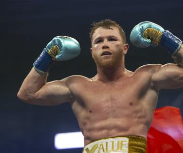 ¿Comienza el descenso de la carrera del Canelo?