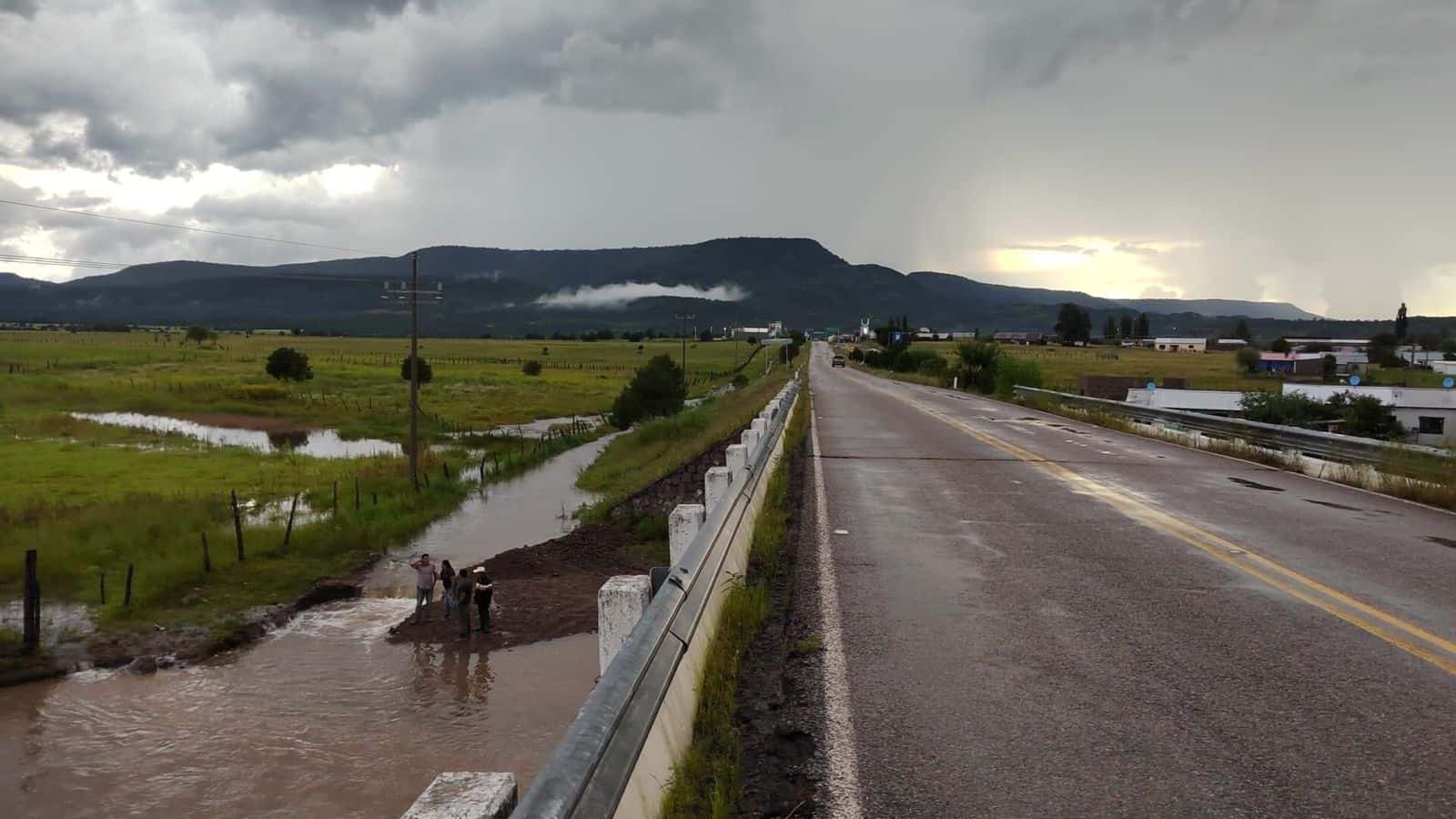 Inundaciones y zonas incomunicadas dejaron lluvias en Yécora