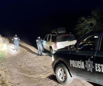 Policía Estatal recupera auto despojado en carretera Magdalena-Ímuris