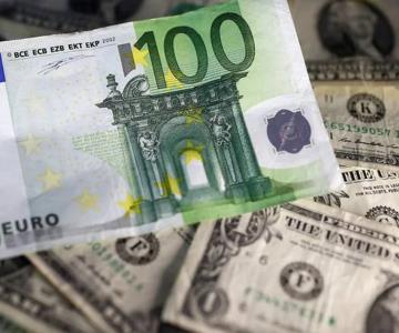 Precio de euro disminuye y el dólar se mantiene