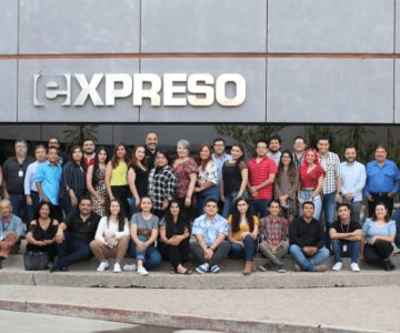 En ameno convivio, equipo de Expreso celebra aniversario