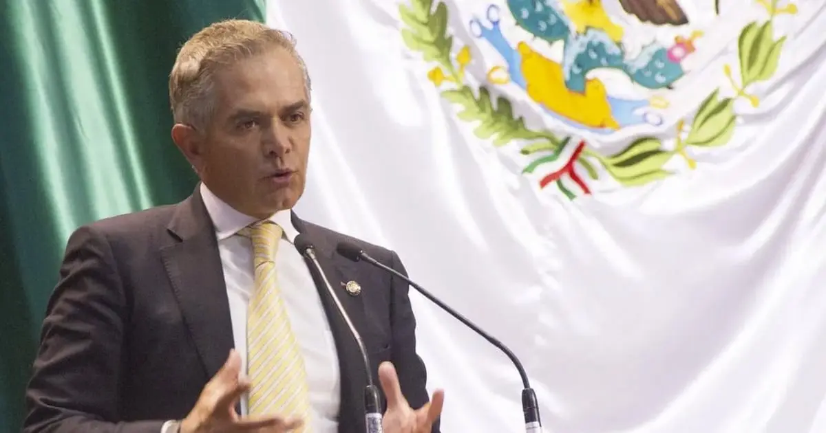 Comparece exsecretario de Mancera ante fiscalía por presunto espionaje