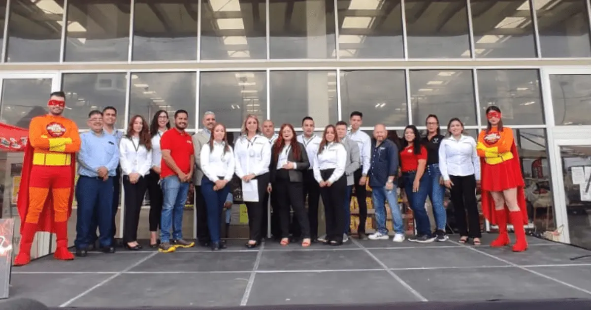 Súper del Norte cumple 27 años y celebra con la campaña Los Invencibles