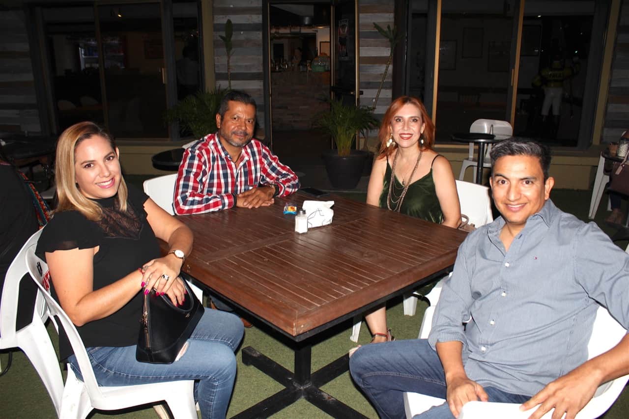 Noche Mexicana con Leo Apodaca