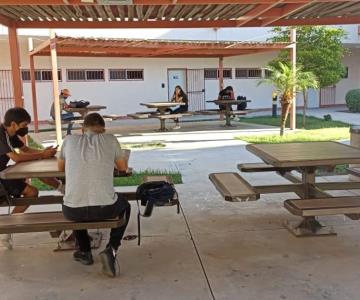 Estudiantes de la Unison acuden con nerviosismo tras amenaza de tiroteo