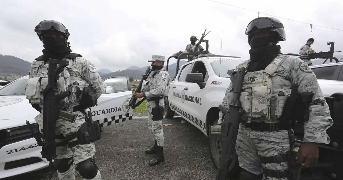 Bloque de contención presenta propuesta de reforma militar