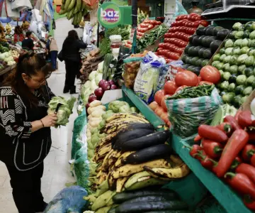 Inflación liga tres quincenas a la baja en primera mitad de diciembre