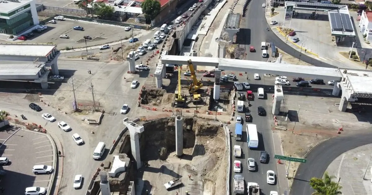 Constructoras opacas en periodo de Aureoles trabajan para la 4T