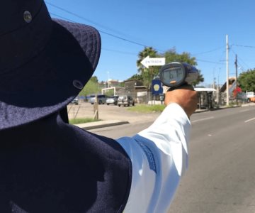 Ojo con cuánto le pisas; instalan filtros con pistolas de velocidad