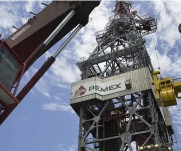 Petróleo en México está garantizado para los próximos 30 años: AMLO