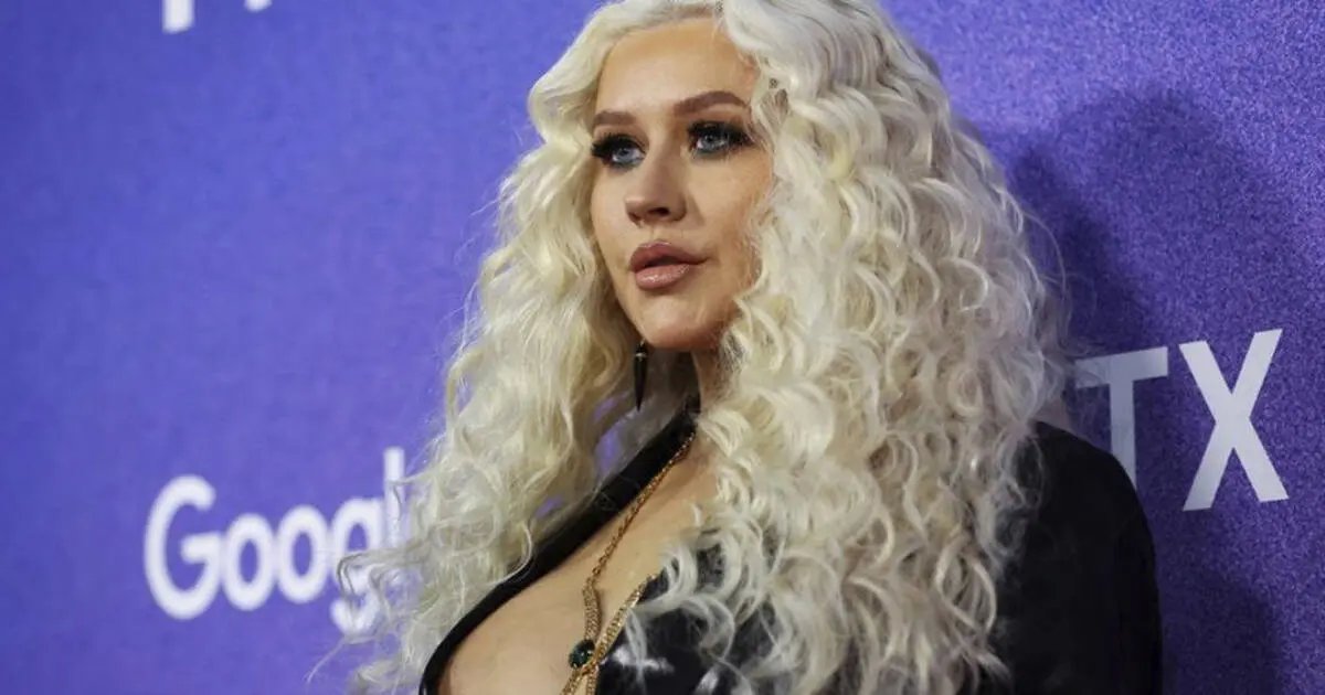 Detrás del nuevo sencillo de Christina Aguilera No es que te extrañe
