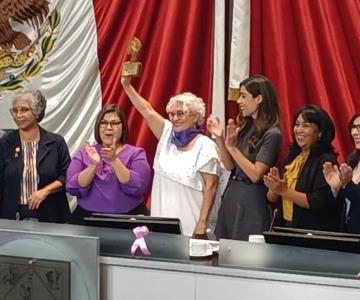 Entregan Presea del Poderío de la Mujer Sonorense 2022