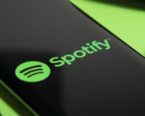 Spotify responde sobre el supuesto retiro de narcocorridos de su plataforma