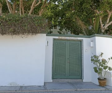 Casa de Juan Gabriel en San Carlos ya tiene nuevos dueños