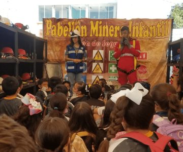 Próximos ingenieros comparten su sabiduría en el Pabellón Minero Infantil