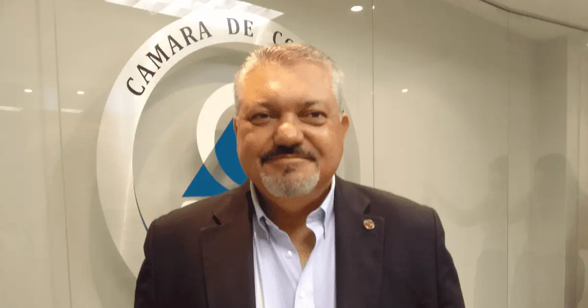 Representante de Phoenix da pláticas a empresarios hermosillenses