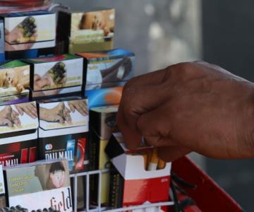 Prohibirán por completo exhibición de cigarros en tiendas