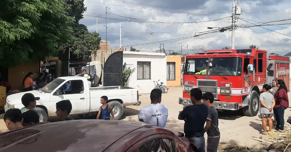 Explosión por acumulación de gas deja graves heridas a una mujer