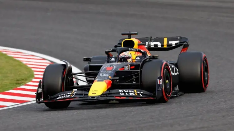 Verstappen manda en la P3 del GP de EU; Checo fue cuarto