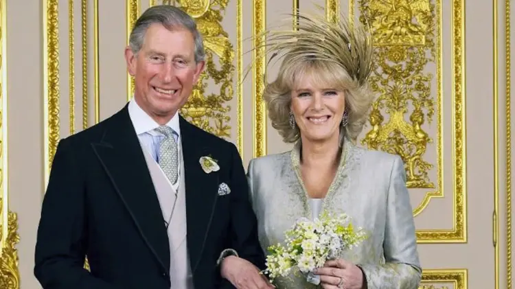 Así remendó Carlos III su matrimonio con Camila
