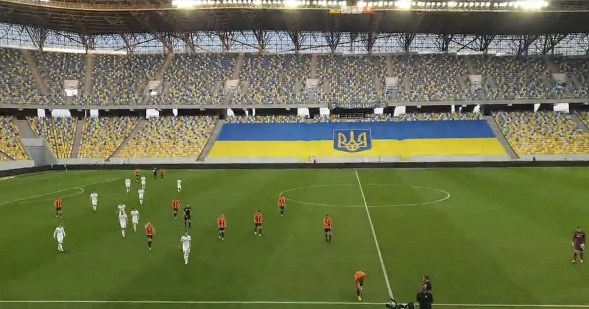 Suspenden partido de futbol en Ucrania por posible ataque aéreo