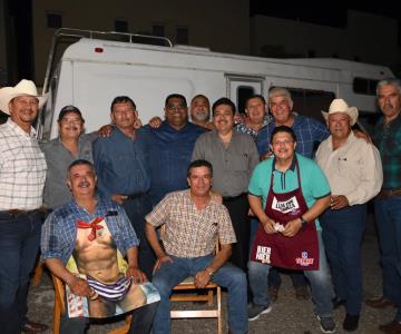 Exalumnos de Derecho conmemoran amistad