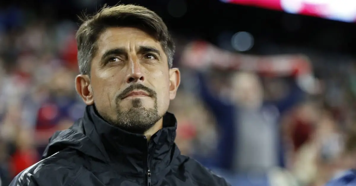 Experiencia de la MLS al banquillo de Chivas; presentan a su nuevo técnico