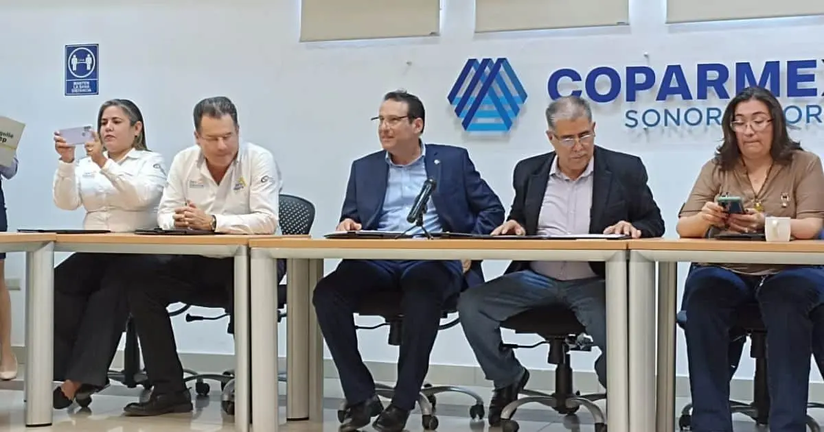 Firman Coparmex y Conalep programa de formación dual