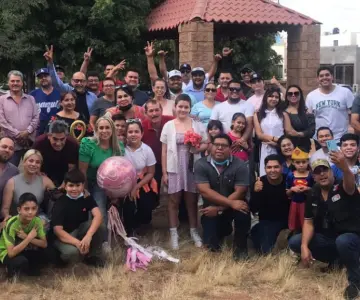 Valeria toca la campana de la vida tras derrotar al cáncer