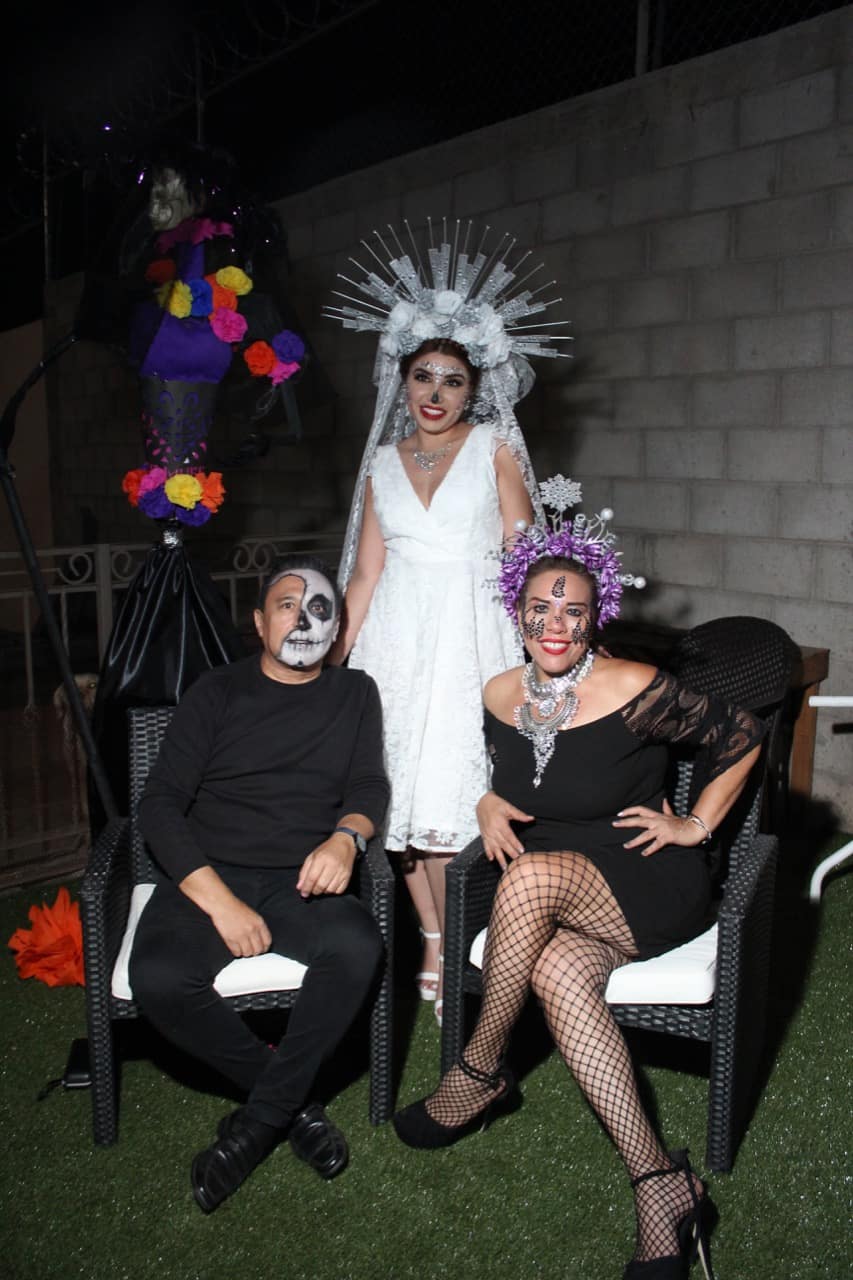 Como Catrinas despiden a Gina