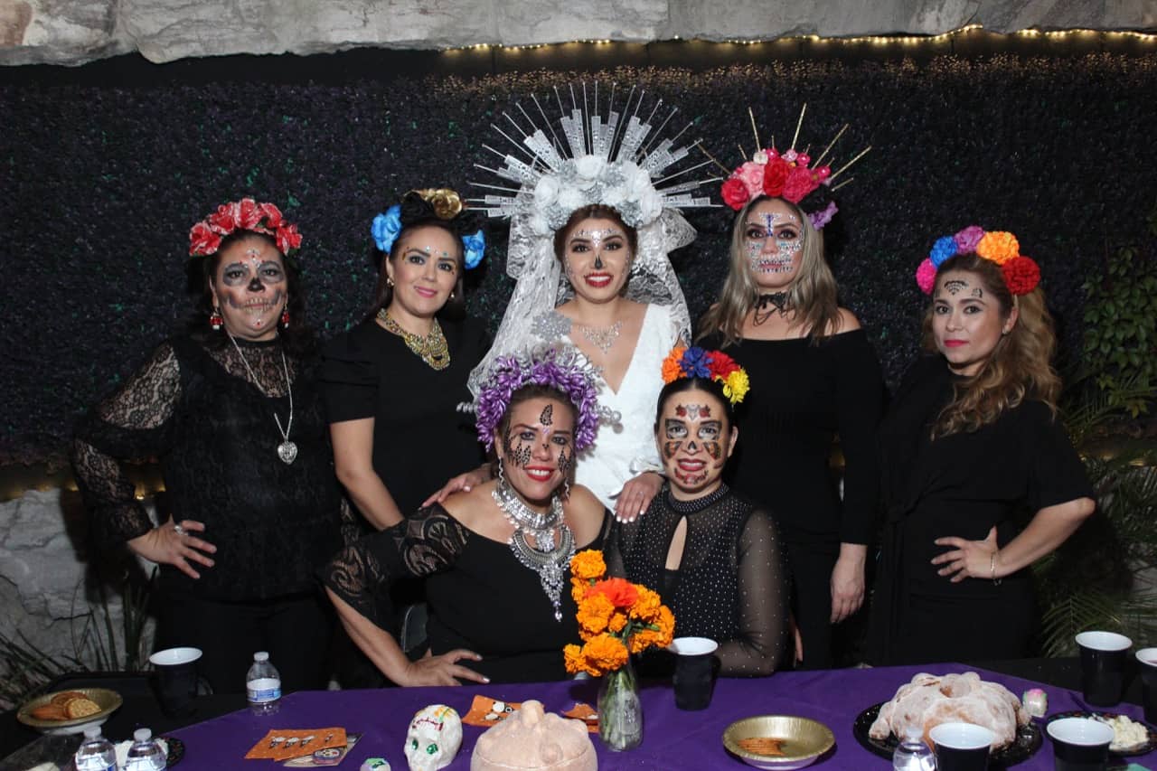 Como Catrinas despiden a Gina