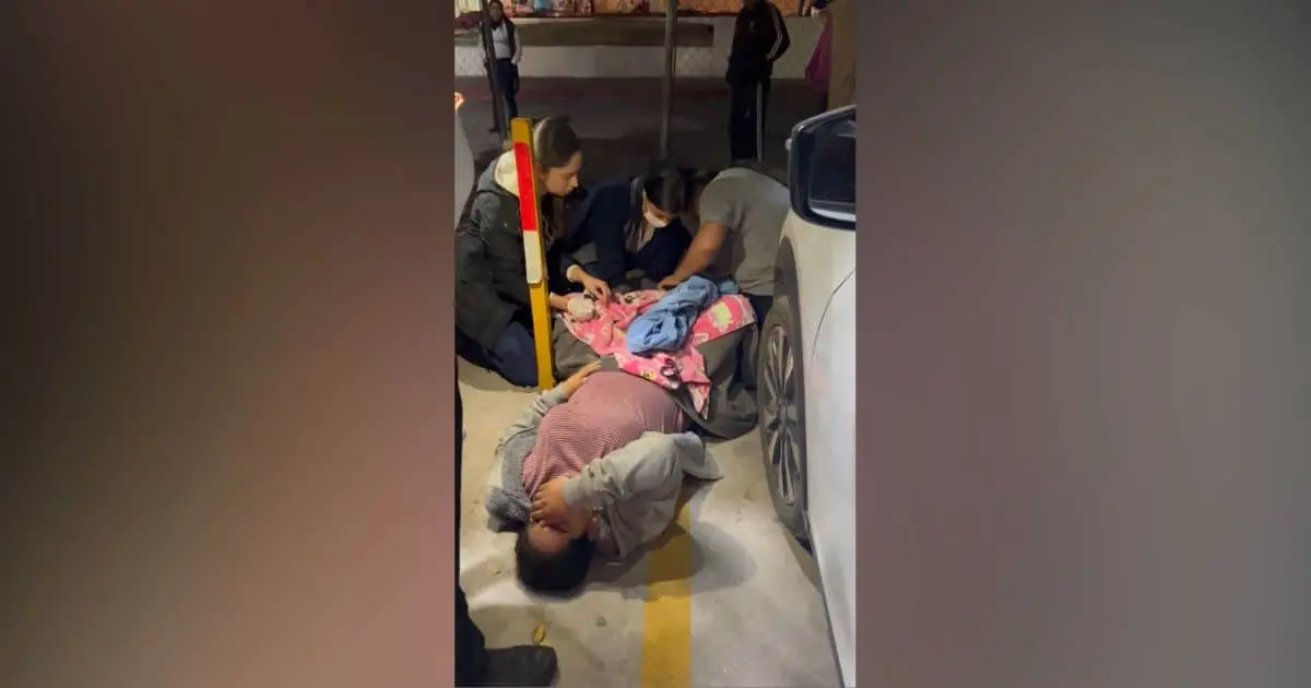 Mujer da a luz en estacionamiento de hospital en Ciudad Obregón