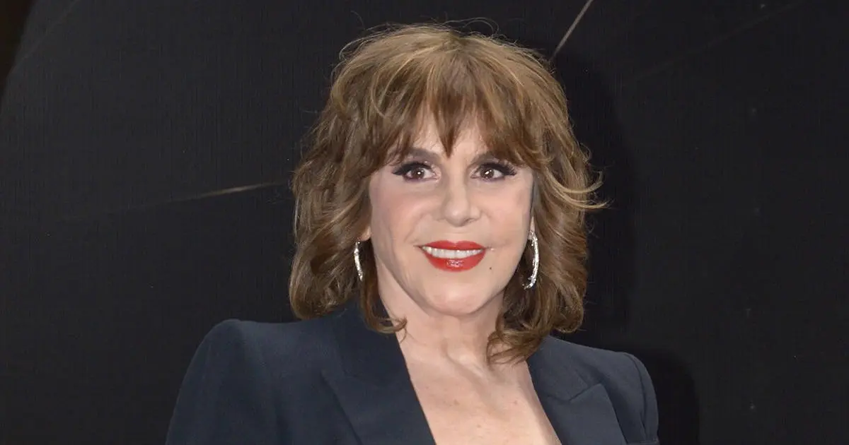 Rebecca Jones se encuentra estable de salud
