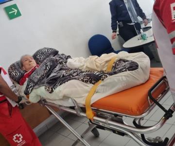 Banco obliga a anciana a acudir en camilla a sucursal