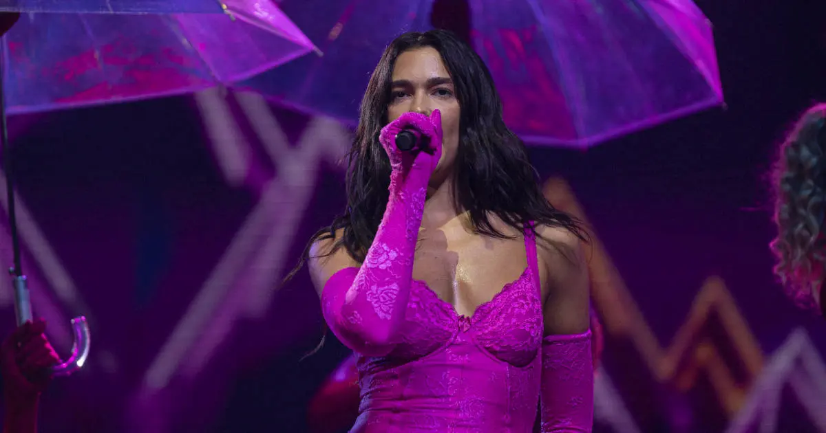 Dua Lipa no estará en el Show de apertura de Qatar 2022