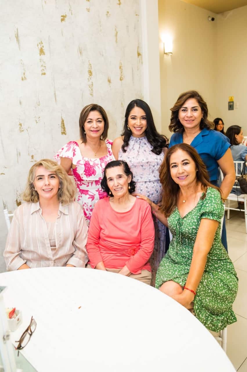 Celebran llegada de Rocío Carolina