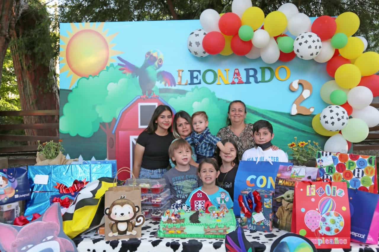 Apaga segunda velita Leonardo
