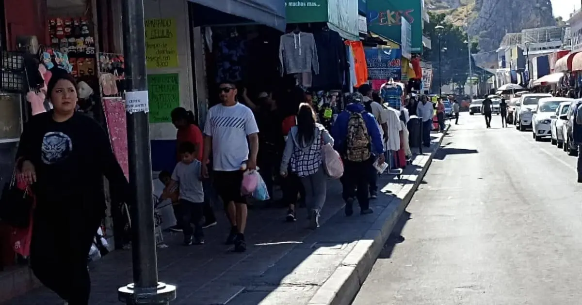 Comerciantes toman medidas ante aumento de robo hormiga