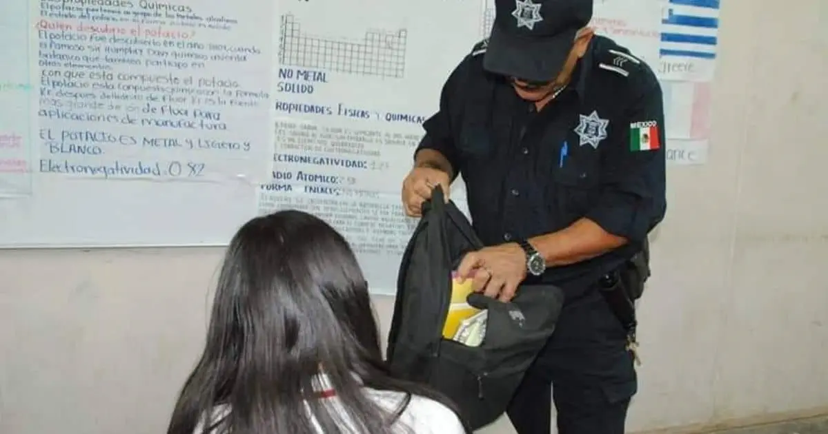 Realizan operación mochila en escuelas de Navojoa