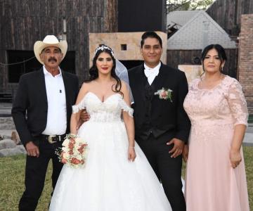 Contraen matrimonio Karina y César